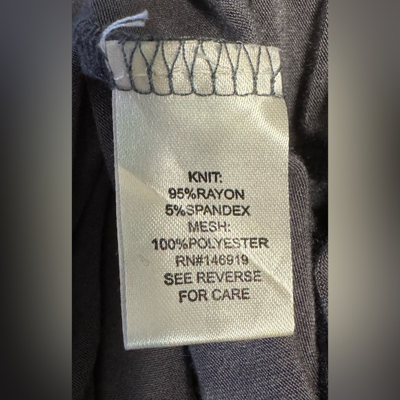 Super Cute Cloud Chaser Peplum Top With Asymmetric Pink Lace Skirt! - Picture 11 of 12